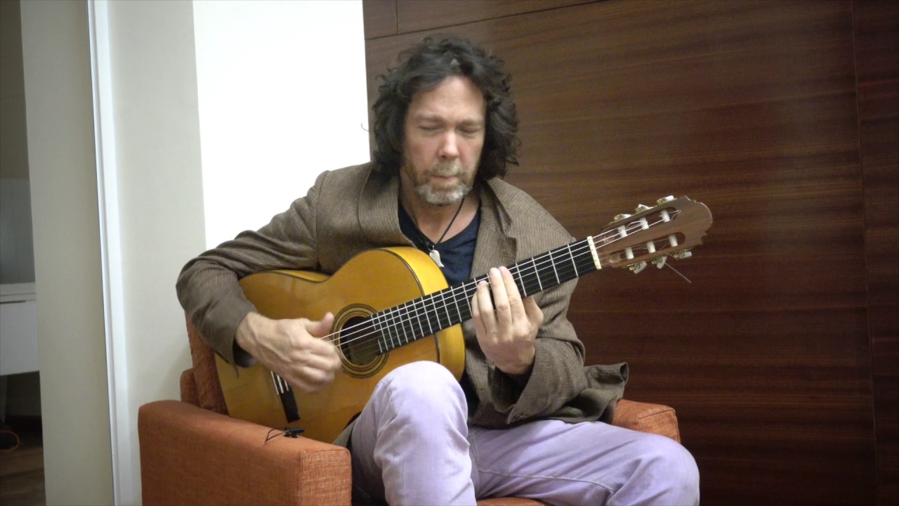 Duplessy & The Violins Of The World French multi-instrument musician Mathias Duplessy plays 'Fanny Re