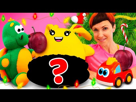 Карл и игрушки готовят пирог со сливами для Маши Капуки! Игры в готовку для детей