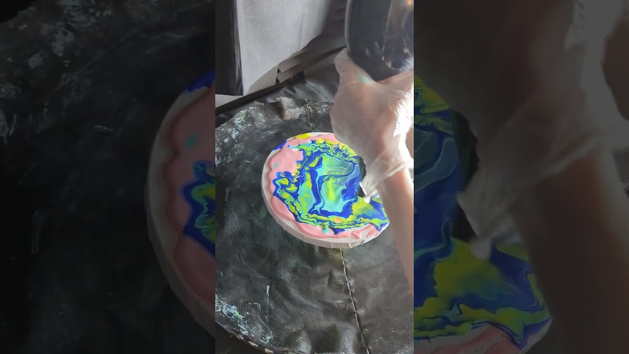 Watch this color transformation go completely unexpected #fluidart #satisfying #shorts