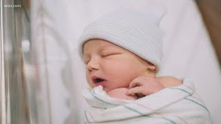 Pandemic forces pregnant mothers to make big changes to birth plans