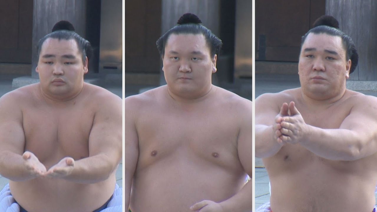 3横綱が奉納土俵入り 初場所前に明治神宮で 3 yokozunas perform ring