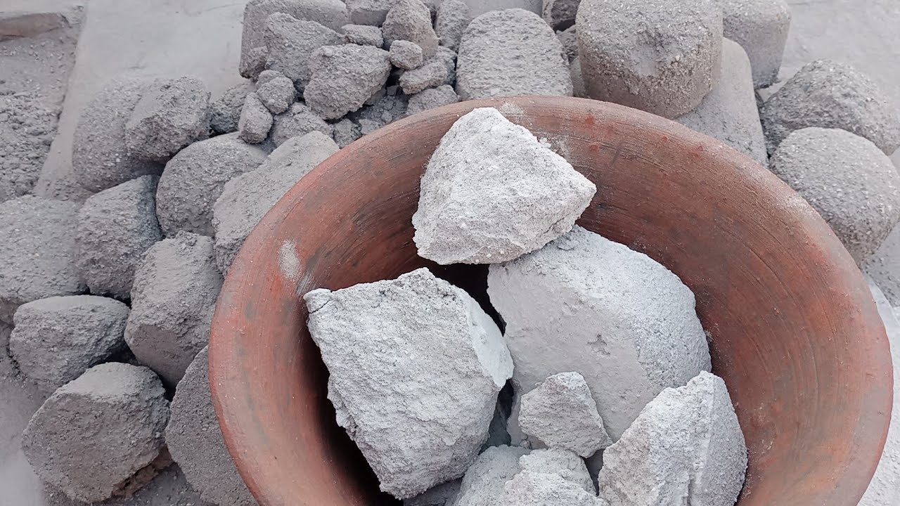 ASMR: Ruse White Cement Grey Cement Dry Water Crumbling In Clay Pot#asmr #crumbling