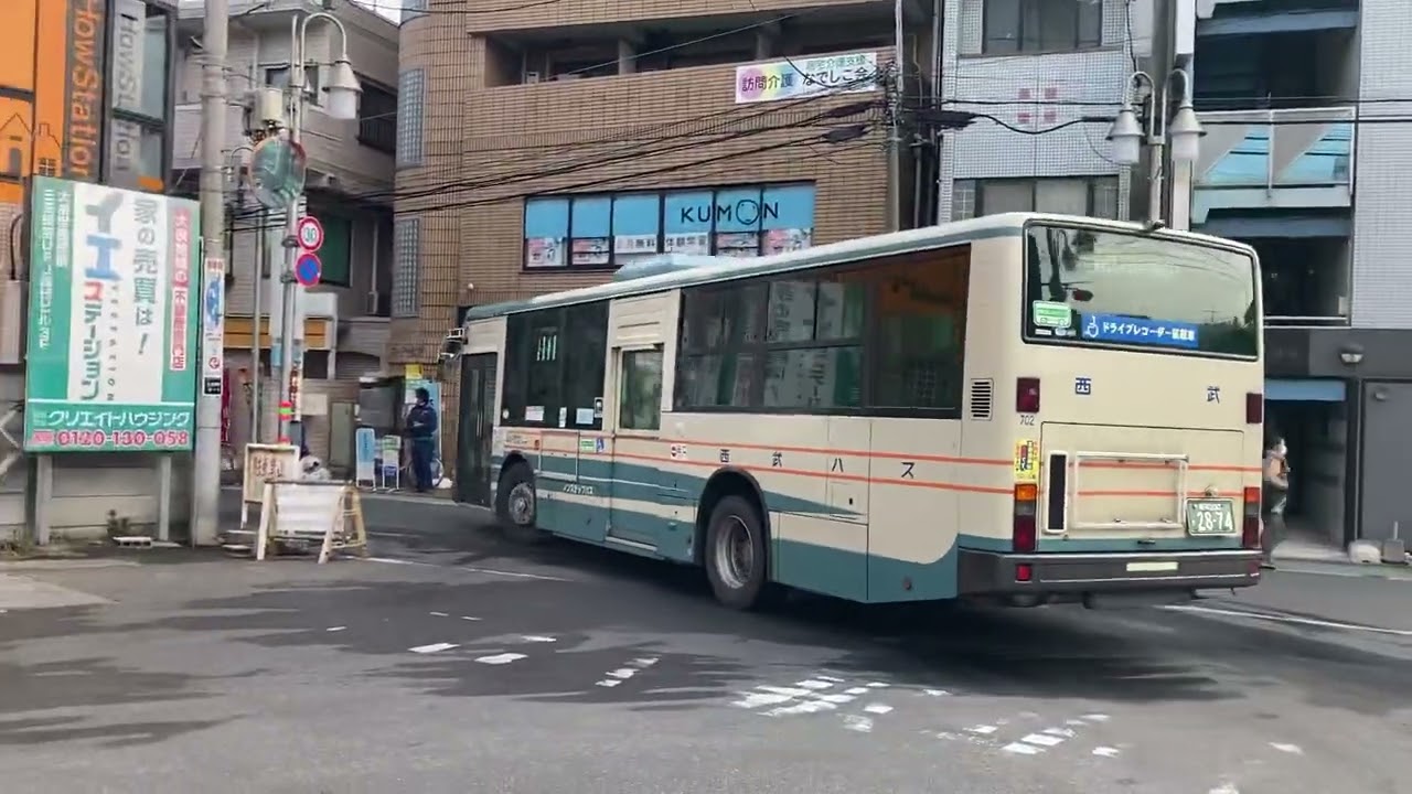 西武バス A4-702(練馬200か2874) 三菱QKG-MP37FK(2014年式) 西03系統