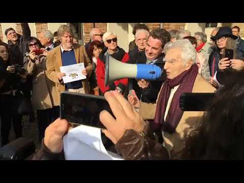 Giù le mani dall'informazione: la manifestazione dei giornalisti a Torino