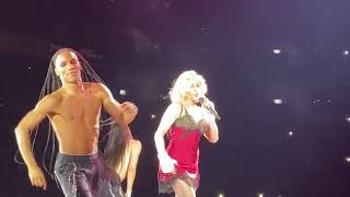 Madonna - Hung Up - Live Lisboa ; Celebration tour!