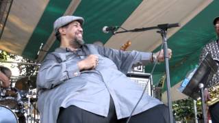 "We Three Kings" sings BIG AL CARSON from New Orleans.