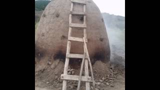 CARBÓN DE ESPINO COCIDO EN HORNO DE BARRO