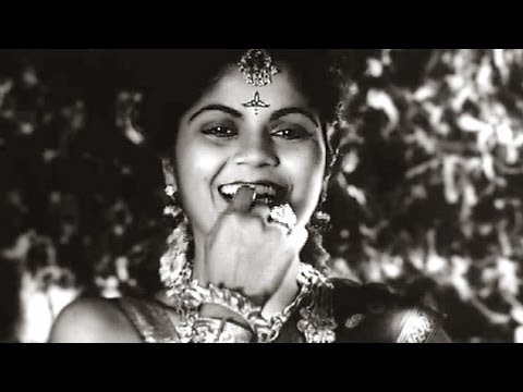 Man Ko Luta Ke - मन को लूटा के Music Video Thumbnail