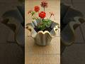 Make a simple pot from cement, with luxurious results