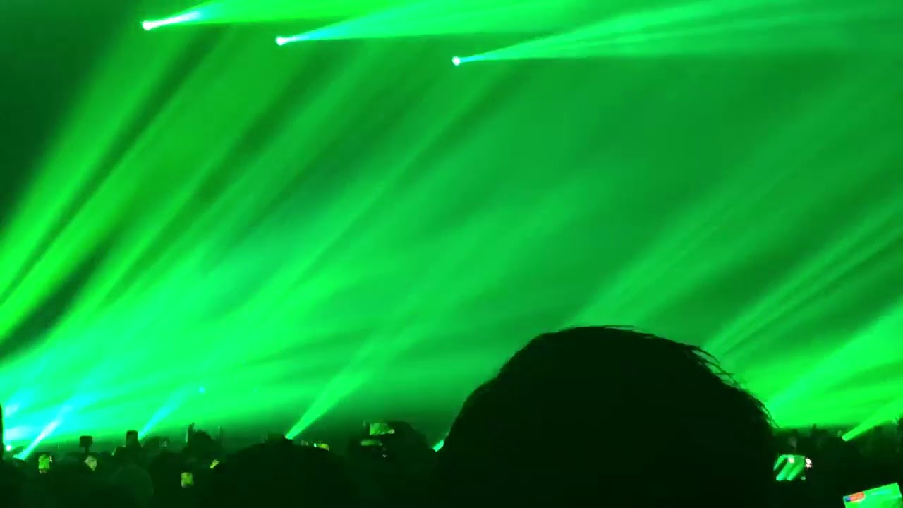 WOW-Tiesto/AlanWalker remix in Osaka