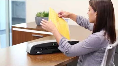 Saturn™3i 125 Laminator with Pouch Starter Kit   Thermal Laminator   Fellowes®