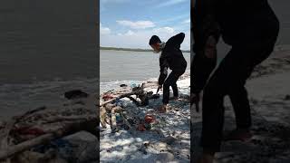 Gagal jadi caleg gini la jdi ny 😄😄😄🤣nyingso si somplak...