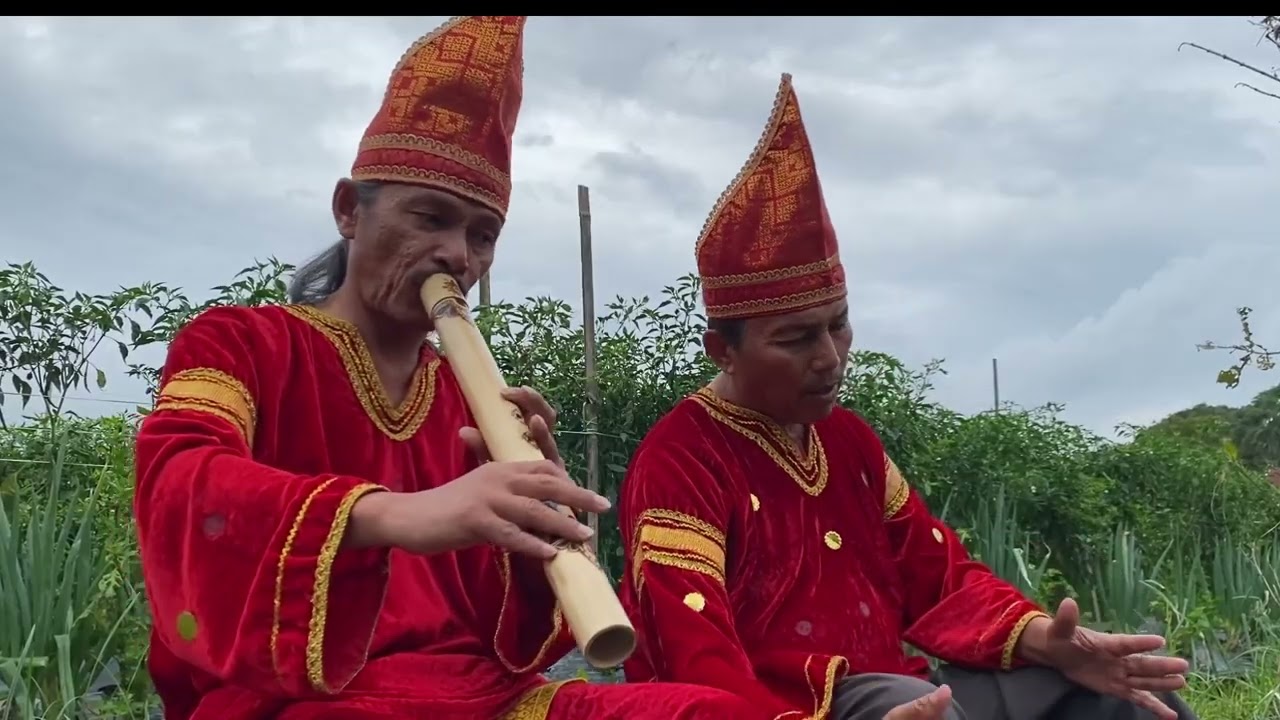 Instrumen Tiup Sampelong