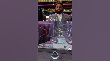 Minding his own business😂#apexlegends #apex #apexlegendsclips #fyp #shorts #apexlegendscommunity