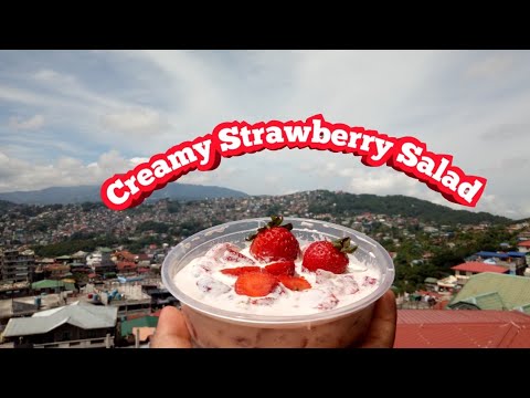 Video: Paano Gumawa Ng Isang Madaling Strawberry Salad