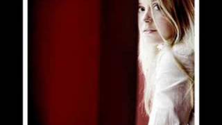 Video thumbnail of "Tina Dico - Nobody's Man"