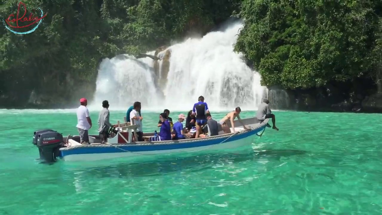 Coralia Liveaboard trip at Mommon Waterfall