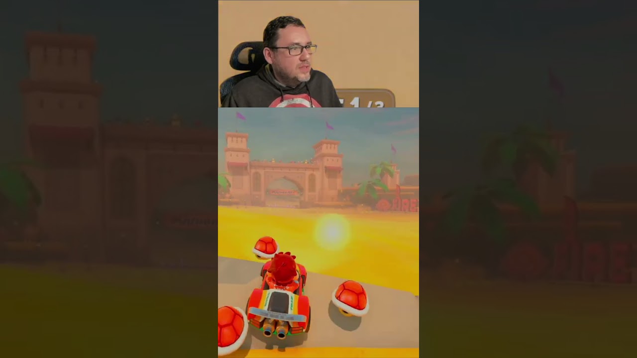 Mario Kart Desert Race - Power-ups, Red Shells & Explosions! 