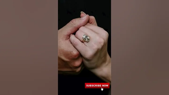 Taylor Swift and Travis Kelce are engaged! #taylorswift #taylorswiftengagement #foryou #viral #short