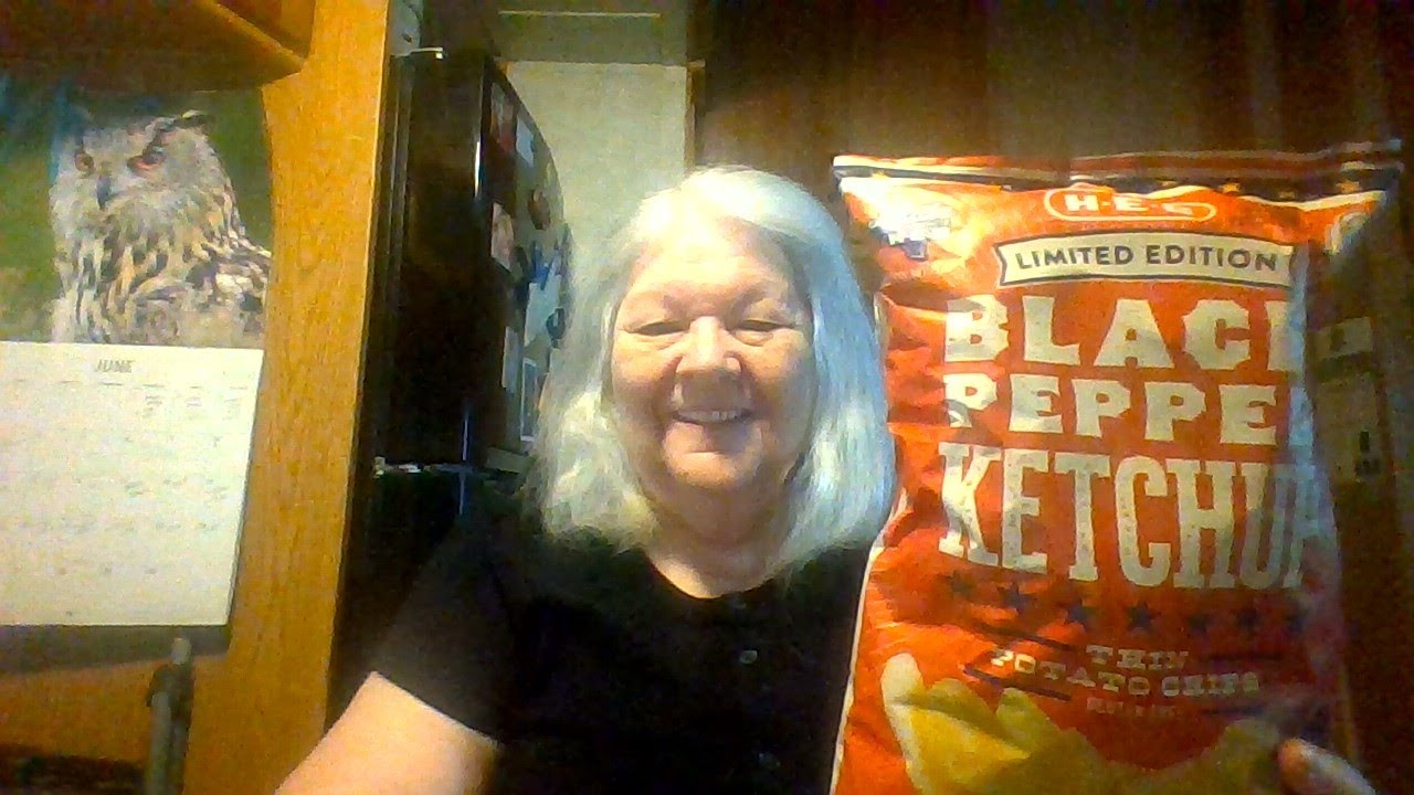 Taste Test of HEB Black Pepper Ketchup Limited Edition Potato Chips