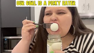 Picky eaterlynn tries pickled egg for the first time