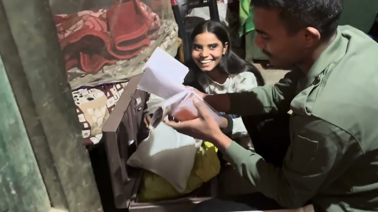 ghar में photo ya album मिला जो 15 से 20 साल पुराना 😳😁