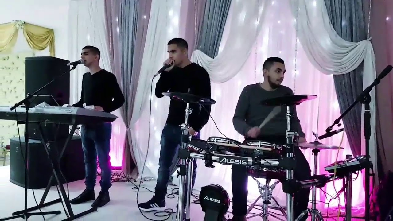 GIPSY KAJKOS 2017 MILIONY EZERA & DZAV DZAV PALATE -LIVE - YouTube