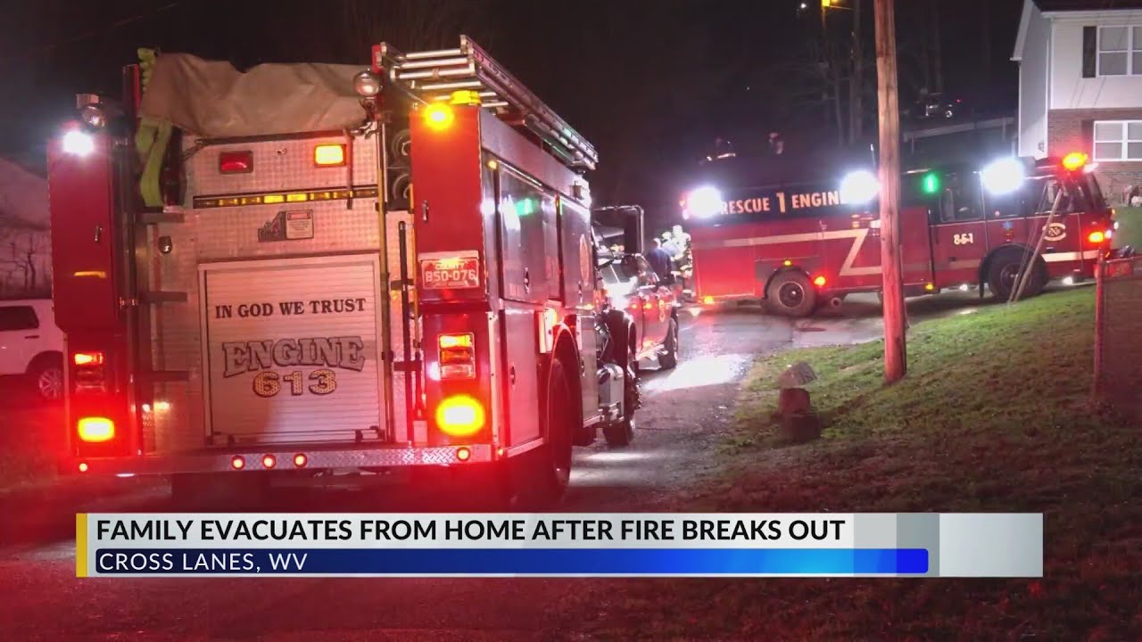 Family evacuates from Cross Lanes home after fire breaks out - YouTube