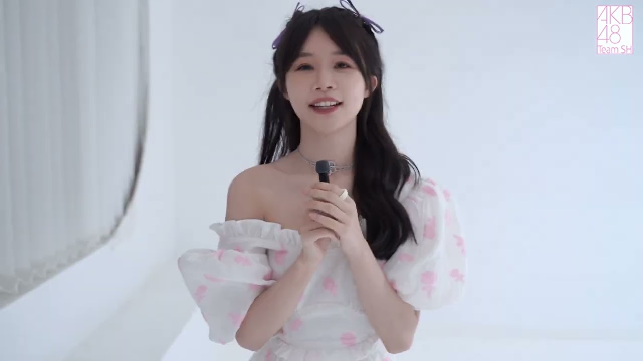 桂楚楚 TSH48 直筆サイン入り 写真集 AKB48 Team SH maxresdefault.jpg