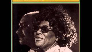 Ella Fitzgerald &amp; Joe Pass - I&#39;ve Got The World On A String