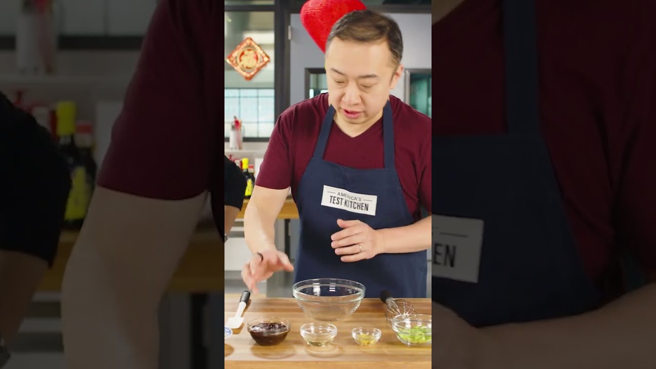 How to Make Hoisin Dipping Sauce for Crispy Roast Pork #Shorts