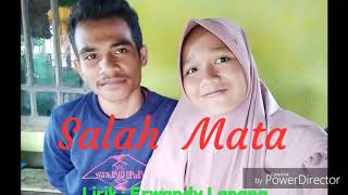 Download lagu Fans bergek vs bergek salah mata Fans bergek vs bergek salah mata