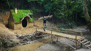 Build a Sturdy Wooden Bridge to Prevent Floods in the Rainy Season - An's Survival Shelter, Part 3