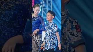 Nemen  Niken Salindry U0026 Farel Prayogashort dangdutkoplo