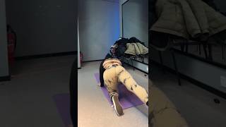 Female push ups at home #fitness #gym #femaleworkout #workout #pushups #femalefitness #motivation