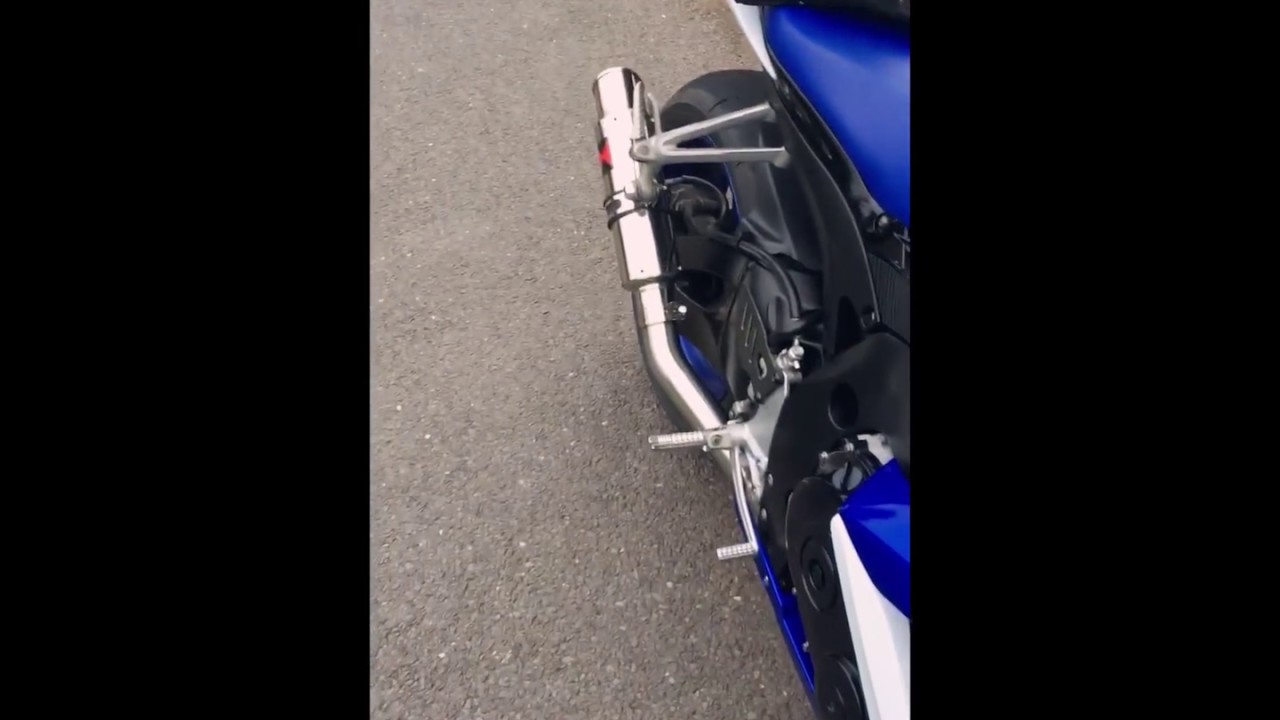 Gsxr 600 k8 black widow exhaust de-cat - YouTube