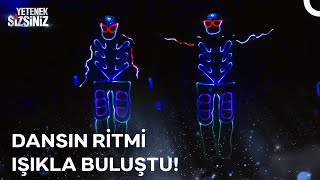 Karanlıkta Parlayan İzleyenleri Büyüledi 2. Tur Yetenek Sizsiniz 14. 