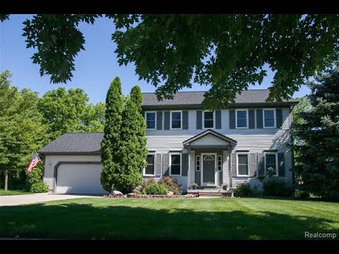 340 Valleyview Drive, Fenton, MI home video tour