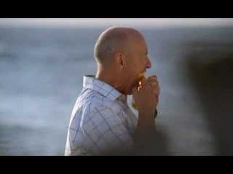 Terry O'Quinn as John Locke - Oranges