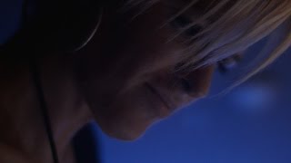 Trailer Lisa Crawford