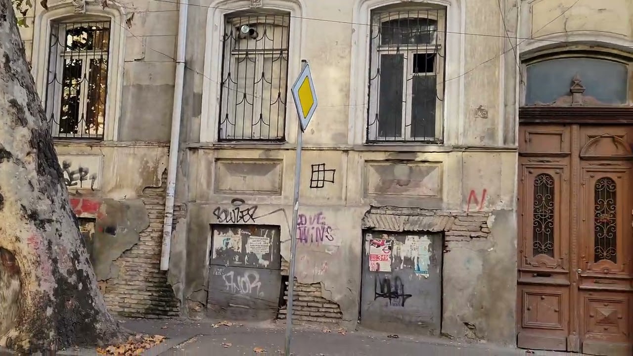 23.11.2025 Tbilisi. Воронцов. Улица Тквиави и т.д.