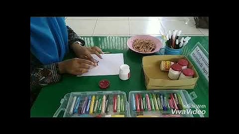 Kolase Gambar Api Unggun dengan Korek Api