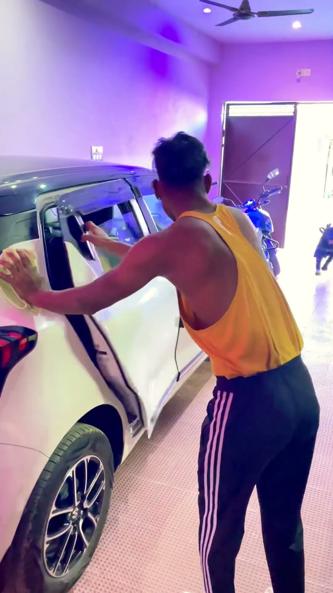 Dumbbell Tod Diya ?? #shortvideo