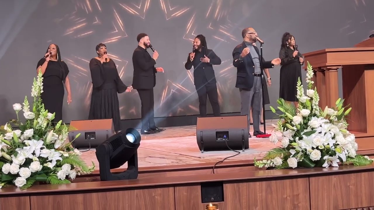 Kurt Carr & The Kurt Carr Singers: Legendary Gospel Medley - Part 1
