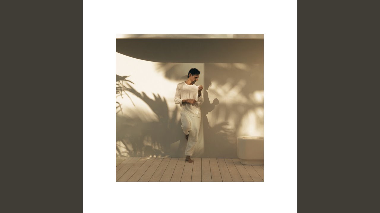 Mountains auf YouTube ansehen Mountains auf YouTube ansehen