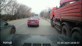 видео: Лезут по встречке: неадекват на Мазде гос. номер у192хх790 и его такой же друг на Тойоте. картинка: Лезут по встречке: неадекват на Мазде гос. номер у192хх790 и его такой же друг на Тойоте.