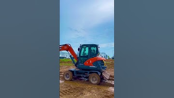 Máy xúc Dosan kéo tôn lót đường cho robot ép đi #nhacthieunhivuinhon #excavator #maymuc