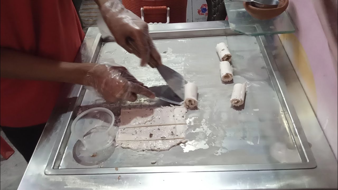 Ice Cream | Ice Cream Rolls | How To Make Ice Cream Rolls | Pakistan ...