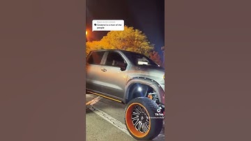 I seen Dodgers player Brustar Graterol leaving Dodgers stadium #jessielunchbox #dodgers