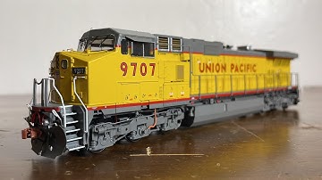 UP Dash 9-44CW (ScaleTrains) Review